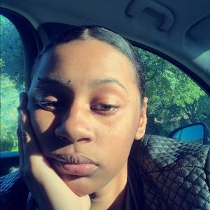 Meet your Posher, Ciara